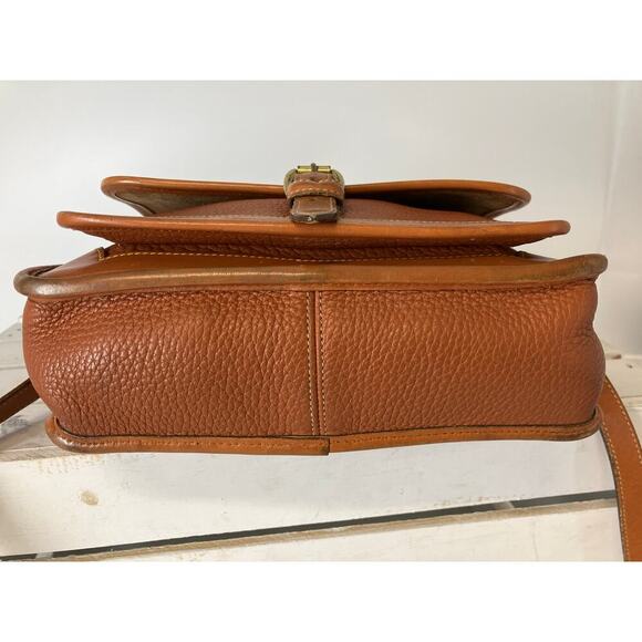 DOONEY & BOURKE VINTAGE BROWN PEBBLED LEATHER CROSSBODY BAG - Picture 6 of 16